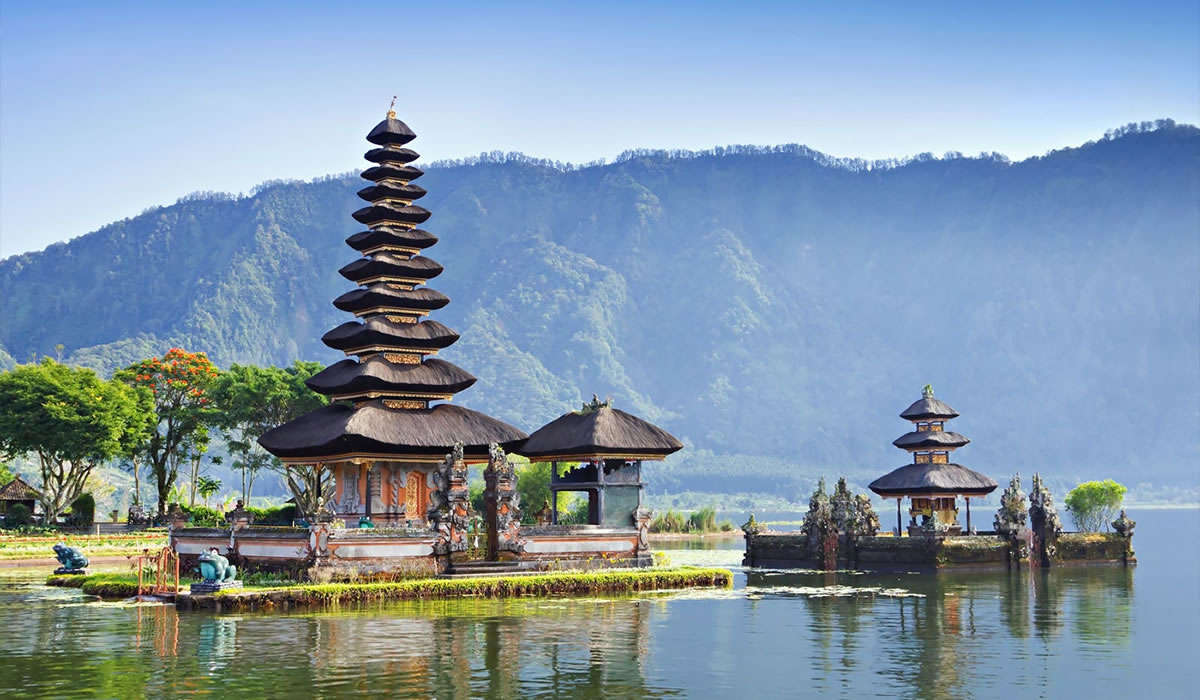 Ulundanu - Monkey Forest - Tanah Lot Tour (Full Day Tour)